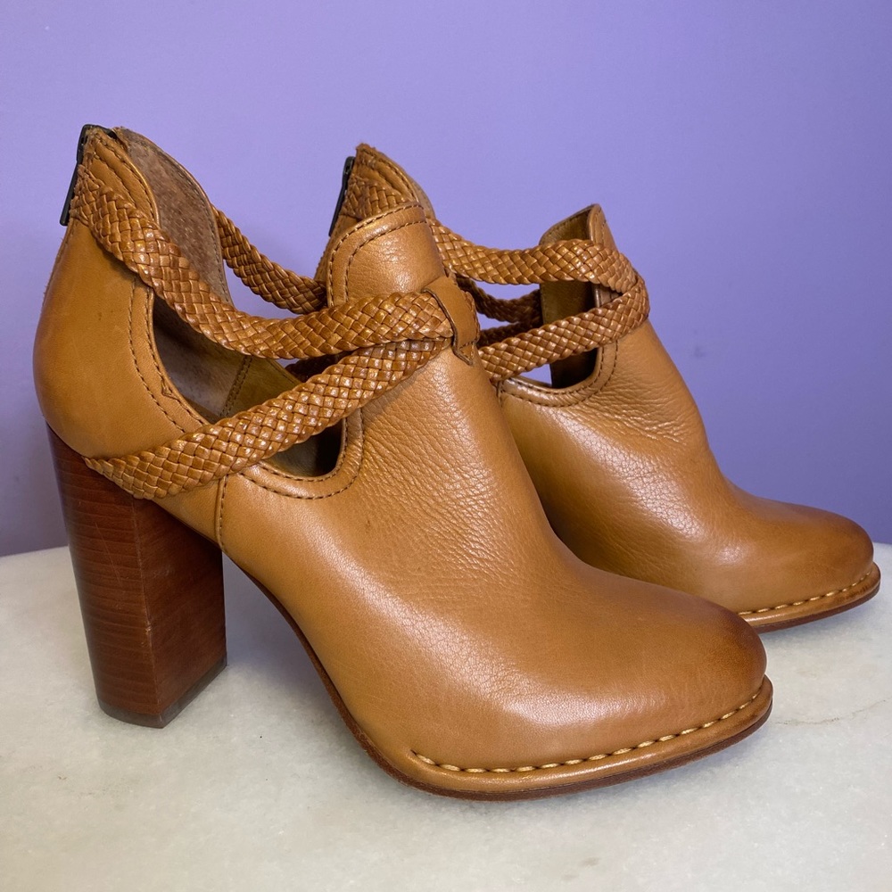 Frye leather heels, only worn once! Gorgeous condition. Size 8.5
